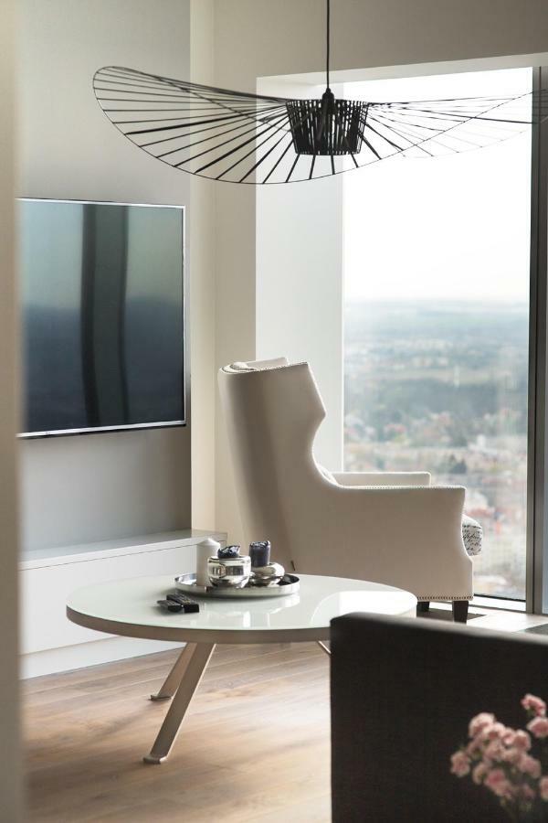 Vantage Point Apartament Sky Tower Вроцлав Экстерьер фото